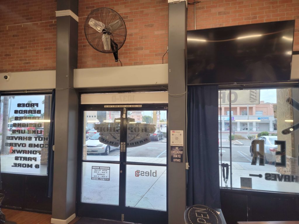 PRIVACY WINDOW TINTING FOR BARBER SHOP